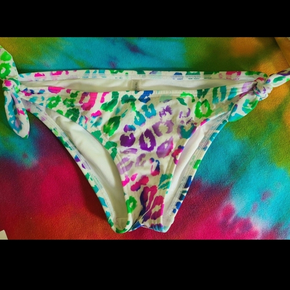 Bikini Bottom Bundle- being donated after 1/31 - Picture 3 of 7